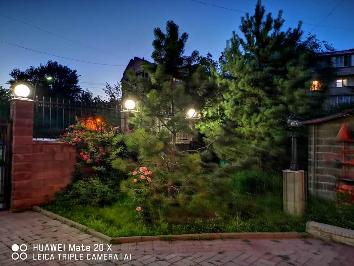 Hotel Kezdesu Almaty Exteriér fotografie